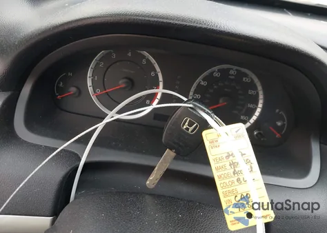 2012 Honda Accord 2.4 Se из США, поврежденный, VIN 1HGCP2F62CA069353